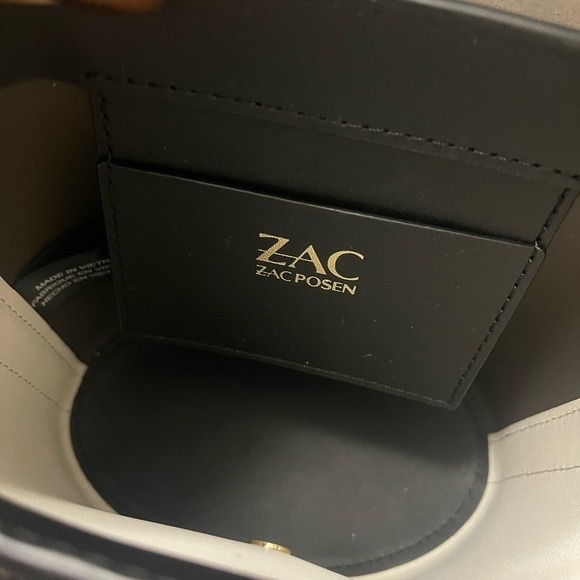 Zac Posen Cream/Navy Chain Refined Bucket bag - Picture 5 of 5